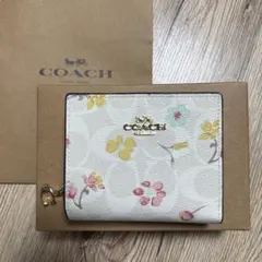 COACH コーチ 花柄 二つ折り財布 FC8704 ホワイト