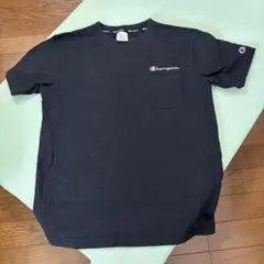 チャンピオンブラックティシャツ