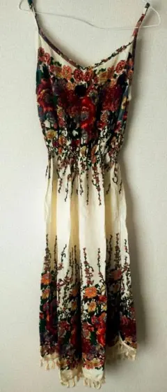 キャミワンピース アイボリー 花柄 ロング丈