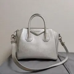 美品 山羊革 GIVENCHY アンティゴナ スモール メタリックシルバー 