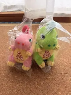 【新品未開封】恐竜 ぬいぐるみ 2体セットのサムネイル