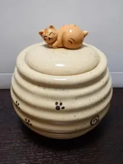 うたたねこ キャニスター 梅干し入れ 茶トラのサムネイル