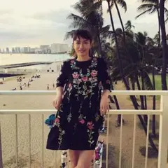 ZARA 刺繍ワンピースのサムネイル