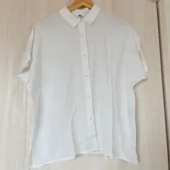 ホワイト 半袖シャツ シャツカラー　UNIQLO ブラウス　ユニクロ