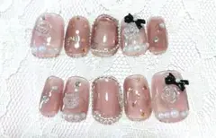 2個500円⑮♡グレージュ囲みローズビジューネイル　ハンドメイドショートワンホン