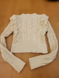 ZARA アイボリー フリルニット Mサイズ