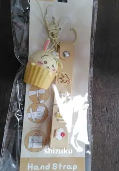 ちいかわ　ハンドストラップ　３Dマスコット付　カップケーキ　うさぎ　１種