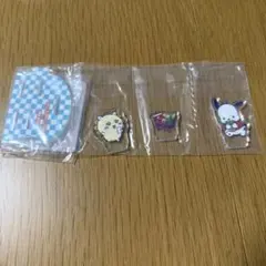 ちいかわ サンリオ レイヤーアクリルスタンド ガチャガチャ