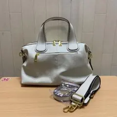 AND CHOUETTE ハンドバッグ ホワイト フリル | Mercari