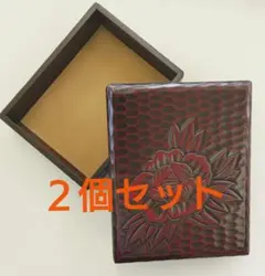 鎌倉彫 乱れ箱 牡丹 亀甲 2箱 木製 衣裳箱 入れ子 レトロ 着物ケース 鎌倉彫 乱れ箱 牡丹 亀甲 2箱 木製 衣裳箱 入れ子 レトロ 着物ケース