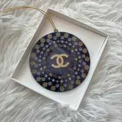 CHANEL BEAUTE ネイビー ロゴチャーム