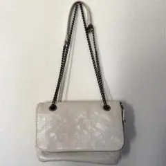 ZARA ホワイト キルティング ショルダーバッグ