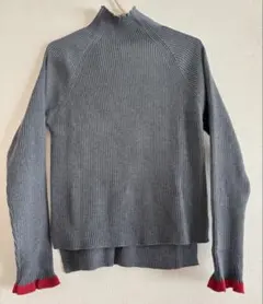 ハイネックリブニット