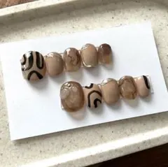 ベージュ系アートネイルチップ ブラウンネイル　ニュアンスネイル
