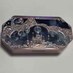 ゴンチャロフ　フラワーノーズ　空き缶