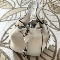 ベージュ 合成皮革 ショルダーバッグ サイズF