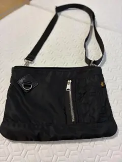 【ALPHA INDUSTRIES】サコッシュ ブラック MA-1 ナイロンのサムネイル