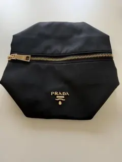 サナ様PRADA ノベルティブラック ナイロン ポーチ