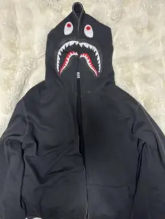 A BATHING APE シャークパーカー 黒