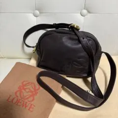 ほぼ　未使用　保存袋付き　LOEWE オールド　ロエベ　ナッパレザー　バッグのサムネイル