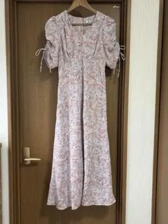 SNIDEL パフスリーブ リボン ワンピース