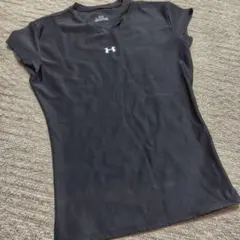 アンダーアーマー　Vネック　フレンチスリーブ 半袖 MD Tシャツ