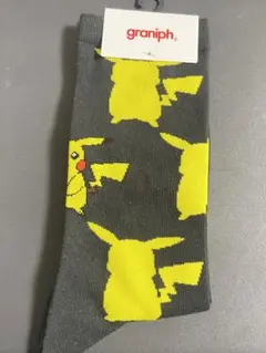 グラニフ　ポケモンコラボ　靴下　ピカチュウ
