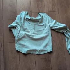 リブ編みライトブルー長袖Tシャツ　GU 緑