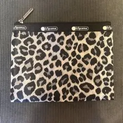 LeSportsac レオパード柄ポーチ (大のみ)