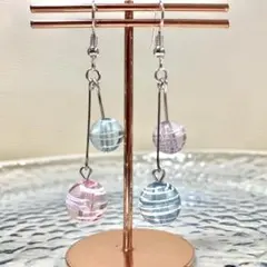 水風船　ヨーヨー　アシンメトリー　水玉　ハンドメイド　ピアス　イヤリングのサムネイル
