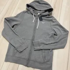 新品⭐️Hollister グレー パーカー Mサイズ