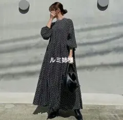 水玉　レトロ　総柄　ワンピース　スタンドカラー　ぽわん袖　体型カバー　黒　長袖