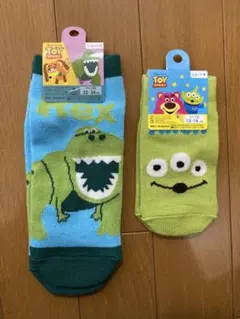 最終価格　トイストーリー　靴下 サイズ13〜16 22〜24