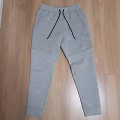 Item thumbnail for item d9e62858-44f5-4c0c-b7f3-fef32e9899d5