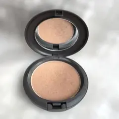 MAC ブロンジングパウダー　ブロンズ　シェーディングのサムネイル