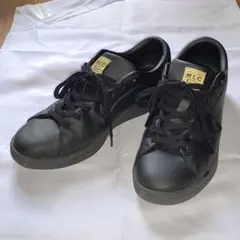 ミズノ ローカット スニーカー ブラック 黒