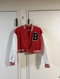 レッド/ホワイト クロップドスタジャン B刺繍