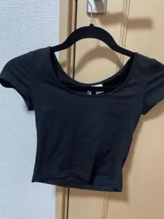 黒 クロップドTシャツ 半袖