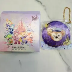 【ダッフィー 】上海ディズニー10周年　刺繍缶バッジ　年パス限定