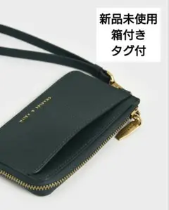 ア*ナ様 CHARLES & KEITH マルチスロット ジップアラウンドカード
