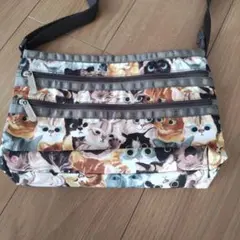 LeSportsac ショルダーバッグ 猫柄のサムネイル