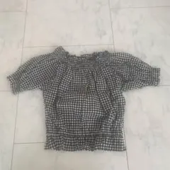 オフショルダー黒白チェック柄トップス
