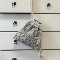 ハンドメイド花柄フリル付き巾着袋