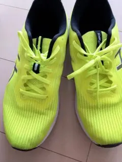 ASICS VERSABLAST3 蛍光イエロー