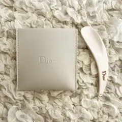 Item thumbnail for item 7fbf2598-d1e2-4050-b6ca-9d81778ec403