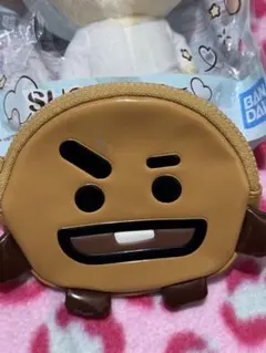 SUGA ぬいぐるみとSHOOKYBT21バッジセット