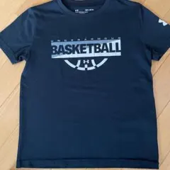 アンダーアーマー　140cm Tシャツ