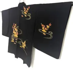 5k3165 羽織　正絹　袷　黒　赤　橙色　花柄　和装　着物