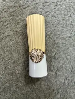 ポール&ジョー　リップスティック　リミテッドC 002