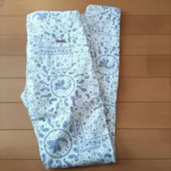 値下げ　美品　ZARA　スキニーパンツ